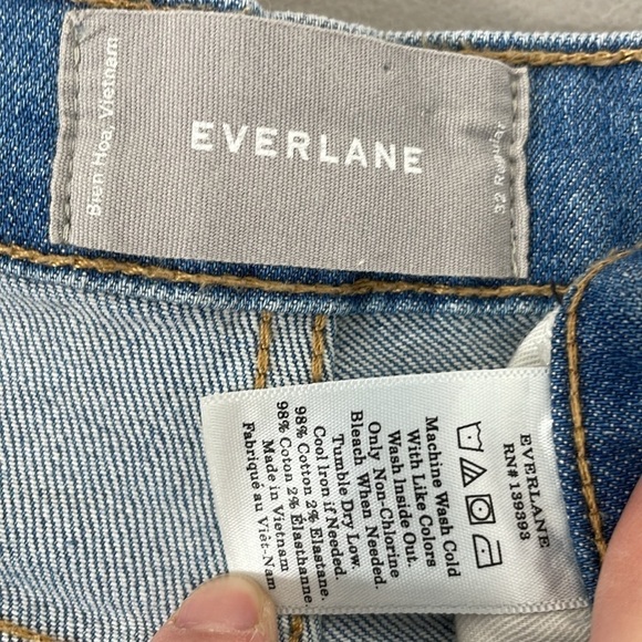 Everlane Jeans Women's 32 Blue Denim Bootcut Raw Hem Cropped - Picture 9 of 12